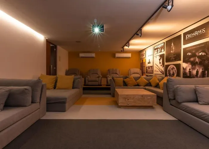 Luxury In Location Holiday home *